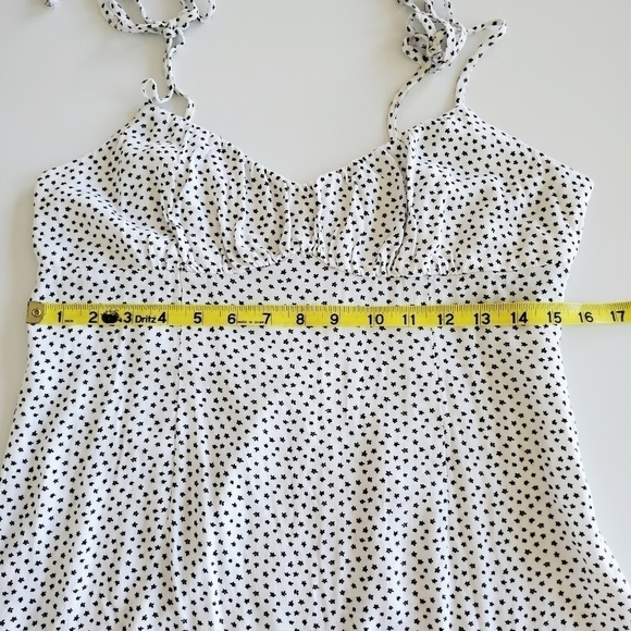 1127 * L.A. Hearts Polka Dot Baby Doll Dress White Black Size M - Picture 9 of 10